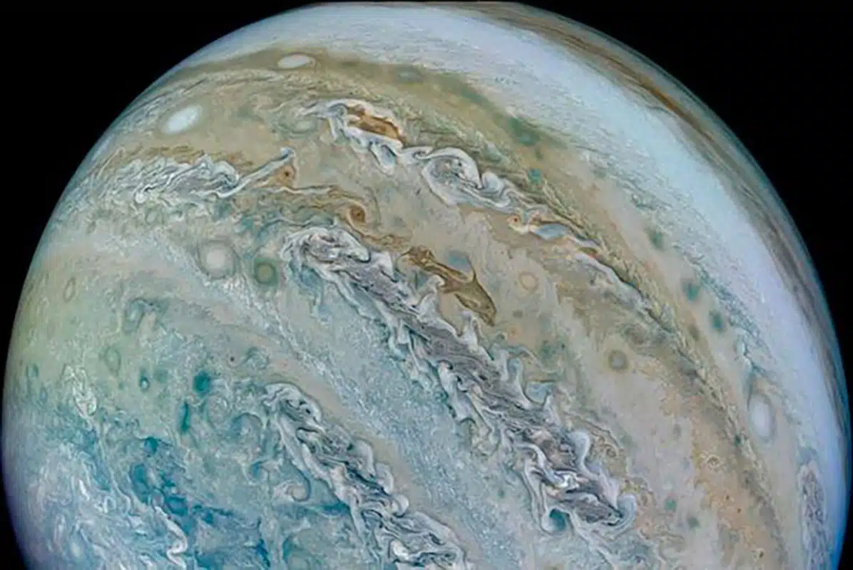 Instantly out of science fiction: NASA’s Juno spacecraft captures symbol of a dolphin on Jupiter’s floor