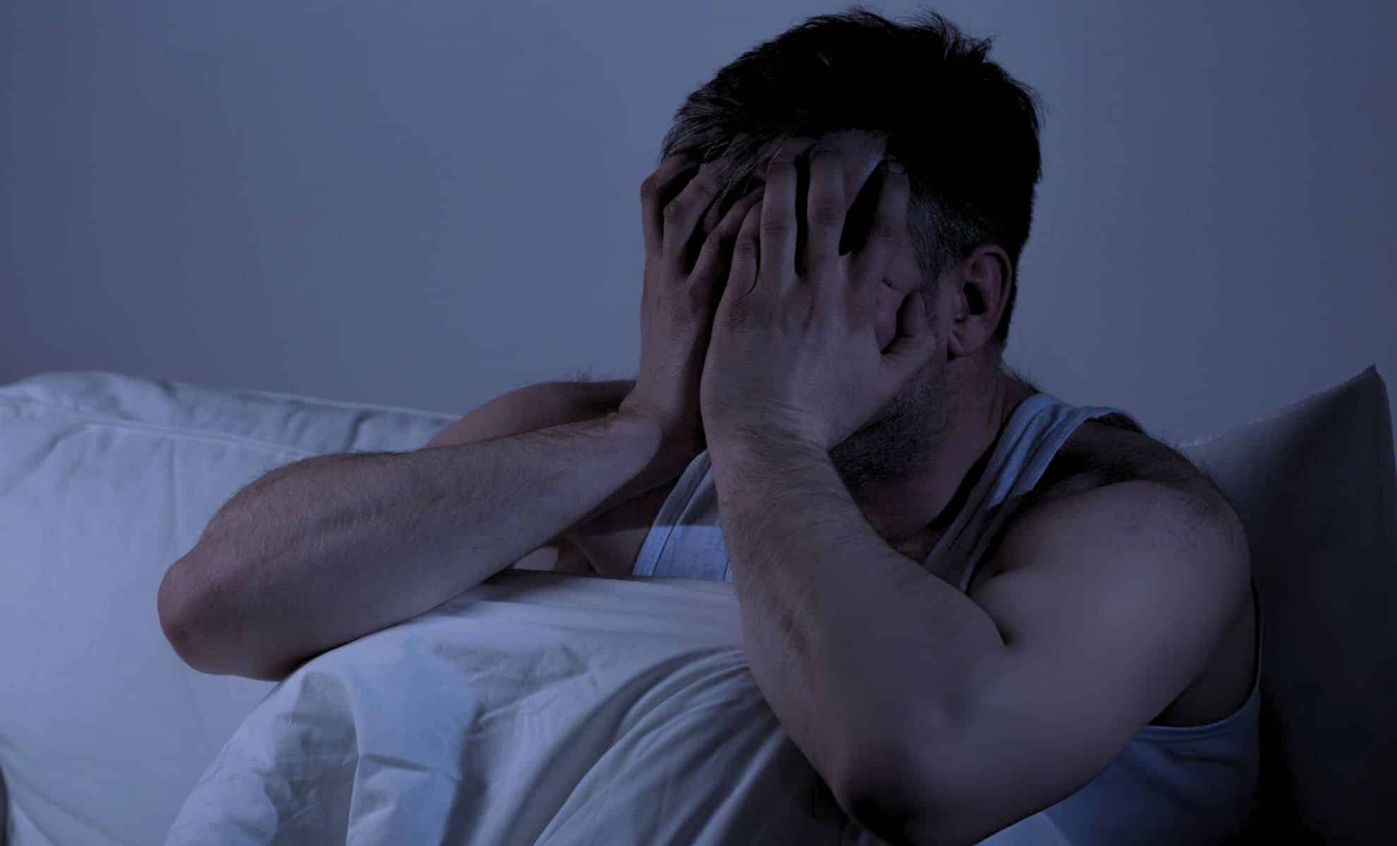 Doctor Reveals the One Thing You Must Absolutely Avoid if You Wake Up in the Middle of the Night